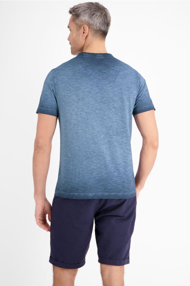 T SHIRT MET BORSTPRINT 2543039 485